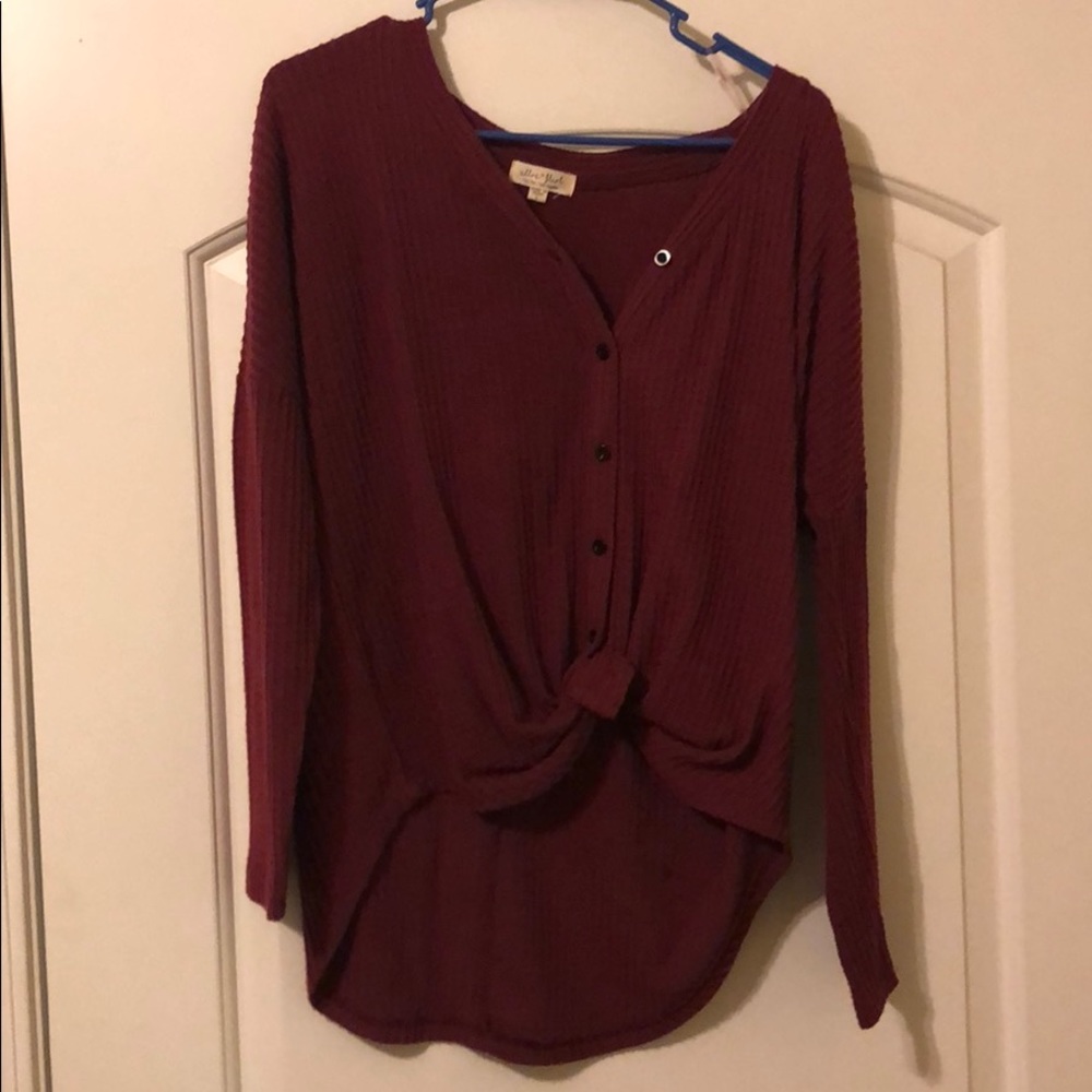 Maroon tie long sleeve Shirt with buttons
